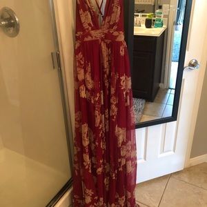 Vici Maxi dress